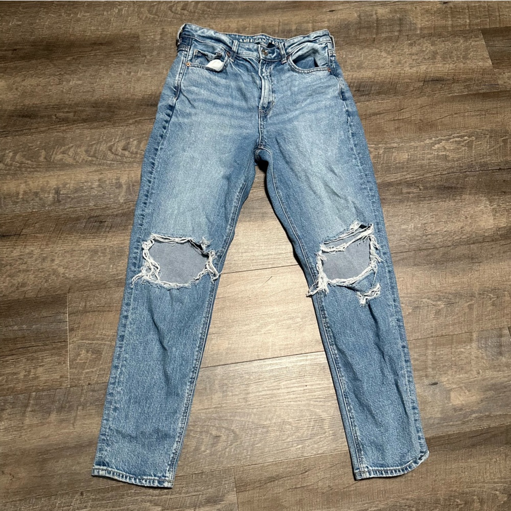 American Eagle Outfitters mom jeans Light Blue Denim Jeans